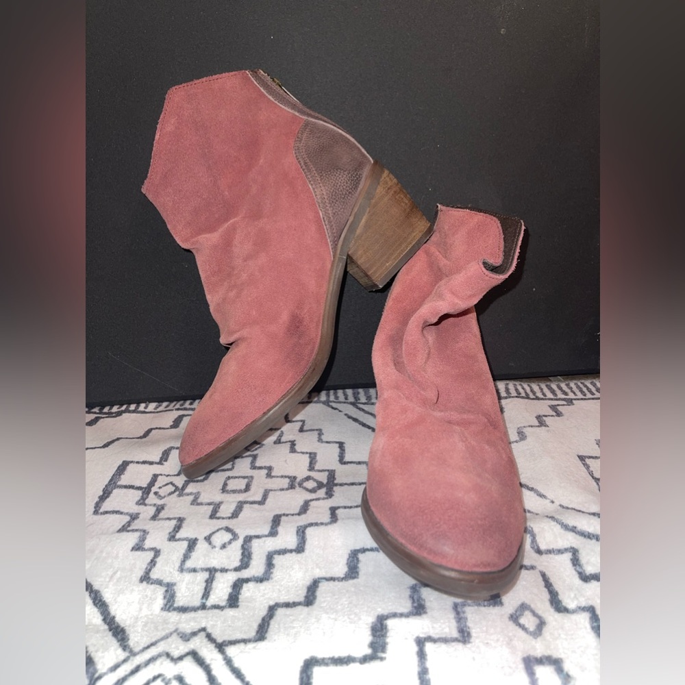Leather Ankle Boots Brand Rebels in size 8.5
